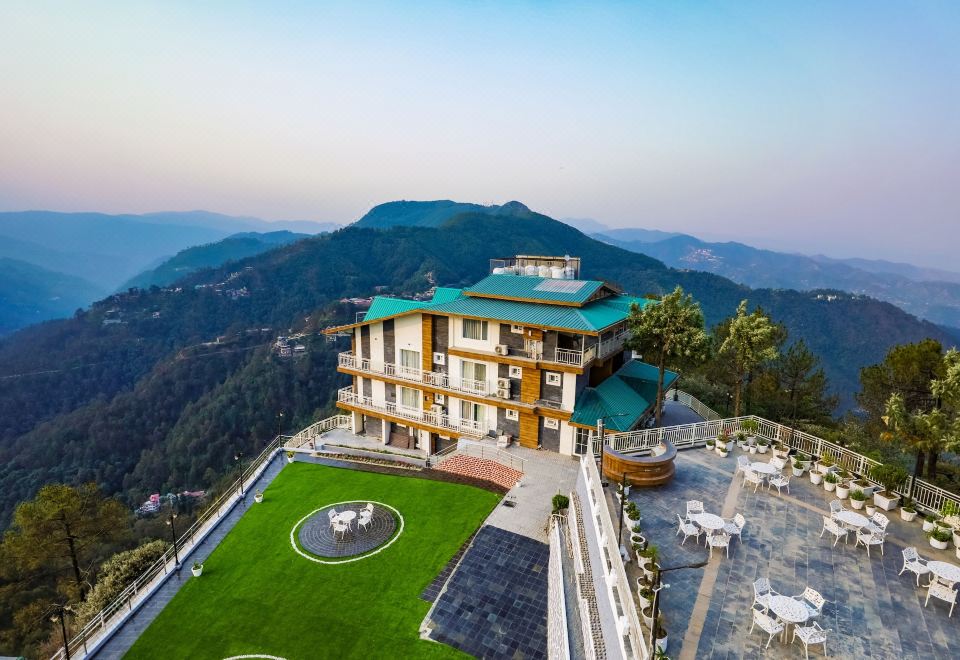 hotel overview picture