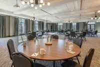 Cambria Hotel Lake Placid - Lakeside Resort Hotels in Lake Placid