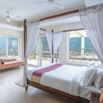 Golden Healing Journeys Homestay