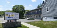 Munising Motel Hotels in Wetmore