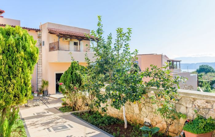 Andronikis House