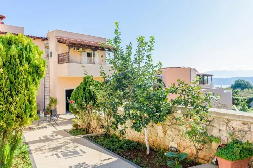Andronikis House Hotels in Pithari