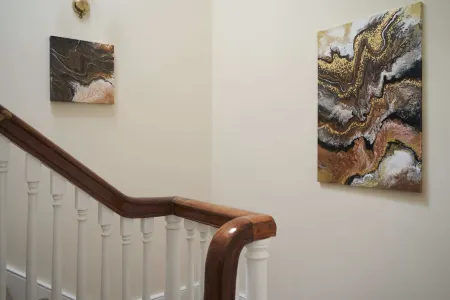 The White Hart Hotel Отели в г. Айвибридж