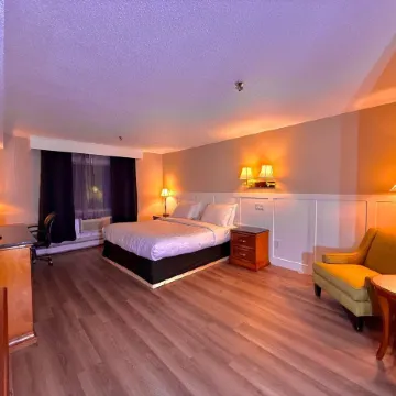 Presque Isle Hotel