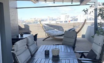 Luxury Penthouse with Private Rooftop - Acropolis View