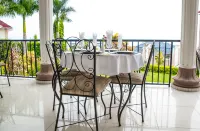 Mountain's View Hotel - breakfast