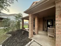 Spacious Home Near The Woodlands & Airport! Perfect For Work, Fun, Relaxation. Hotels near Home Storage Center