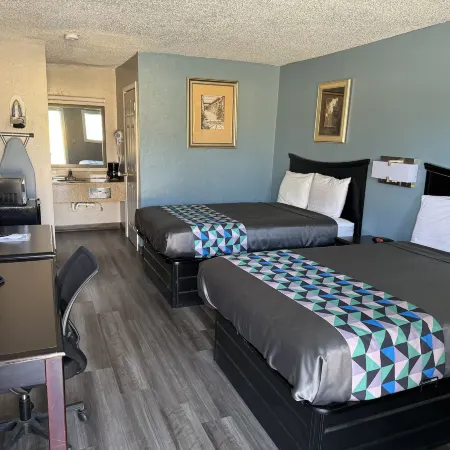 Kansas Inn