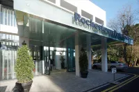 Rochestown Park Hotel & Leisure Centre のホテル