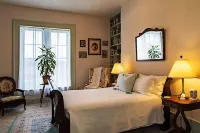The Denny House - Homestays