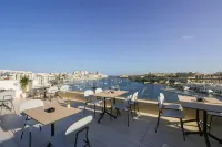 Urban Rooms by Neu Collective Hotels in Gżira