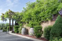 Rogue Regency Inn & Suites Hôtels à : Medford