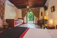 Terres Rouges Lodge Hotels in Banlung