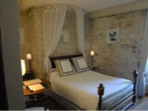 Demeures et Château de La Caze