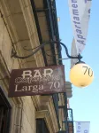 Apartamentos Larga 70 - Homestays