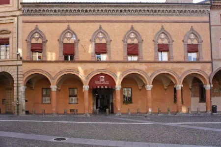 Casa Isolani Charms Rooms Santo Stefano Отели рядом с достопримечательностью «Болонский университет»