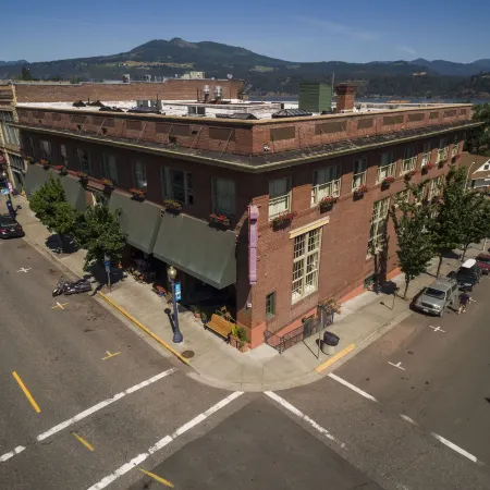 Hood River Hotel