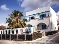 Villa Livadaros Hotels in Santorini
