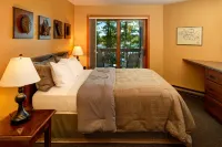 The Pointe Hotel and Suites Hotels in Minocqua