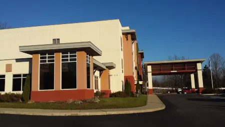 Paradise Inn & Suites Отели в г. Брадфорд Каунти