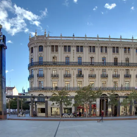 Hotel Pilar Plaza