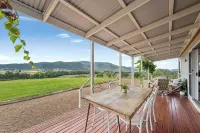 Stay in Mudgee the Grove, the Church, and Premium Private Homestead Hotel a Meroo
