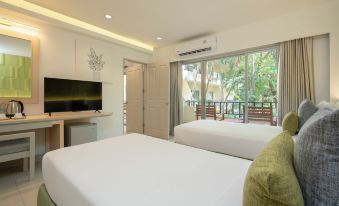 The Green Park Resort