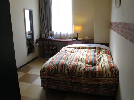 Hotel Platon Annex Green Plaza Отели рядом со станцией JR Obasute station