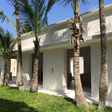 The Villa Luxury Suites Hotel