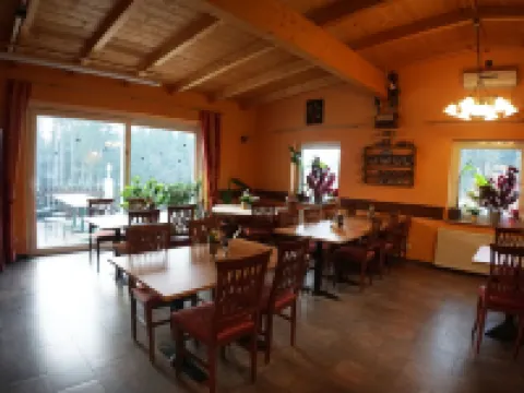 Karawanken Lodge Hotels in Villach-Land