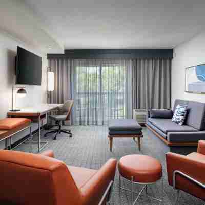 Courtyard Kingston Rooms