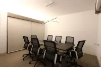 Spring Hill Apartments Hotels in Dhaka
