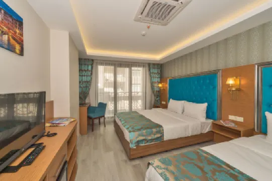 Grand Palace Hotel Hotels in der Nähe von Yesilyurt Station