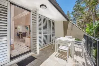 Julians Apartments Hotels in Byron Bay