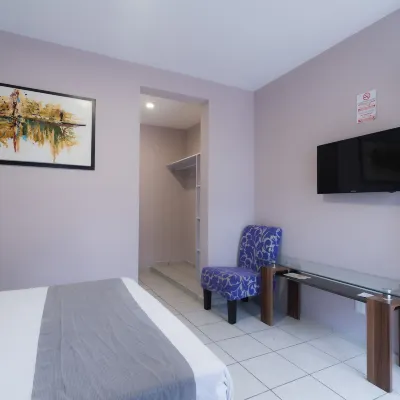 Expo Hotel Guadalajara - Zona Expo Frente Al Centro de Convenciones โรงแรมใกล้กัวดาลาจาร่าเอ็กซ์โป