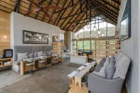 Bakubung Self-Catering Chalets Hôtels à : Pilanesberg