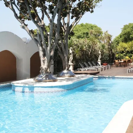 Augusta Club & Spa - Adults Only