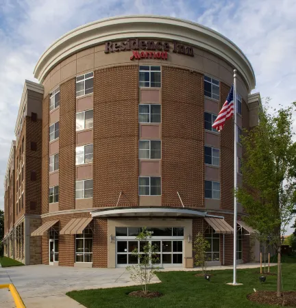 Residence Inn Fairfax City Отели в г. Манчуа