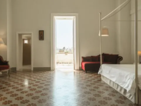 聖特雷薩羅萊修道院酒店 納爾多酒店