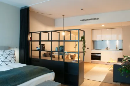 Premier Suites Antwerp Отели в г. Антверпен