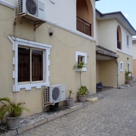 Aes Luxury Apartments