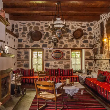 Viraggas Traditional Hotel