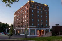 Landmark Inn Hotel di Marquette