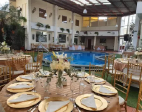 ホテル ペンション ボニファズ ケツァルテナンゴのホテル