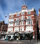Scarisbrick Hotel Các khách sạn gần St James C Of E Church