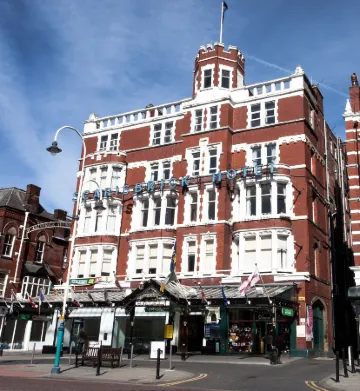 斯嘎里斯布里克飯店