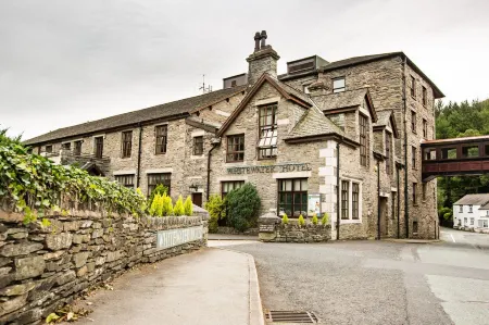 Whitewater Spa & Leisure Club Отели рядом с достопримечательностью «Аквариум Лейкс»