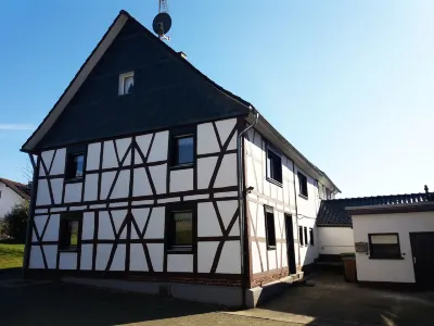 Gräfrath Gästehaus Neunkirchen-Seelscheid Hotels in Much