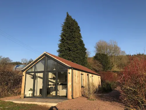 Welsh Marches at Upper Glyn Farm فنادق في تشيبستو