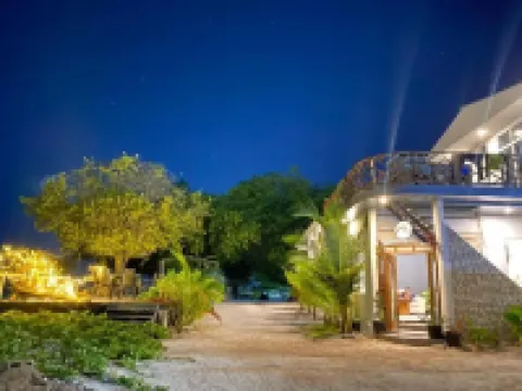 String Wave Maldives Hotels in Gulhi